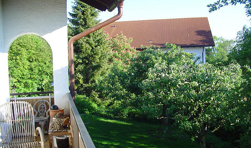 5 Zimmer Wohnung mit Fernblick, Garten und Garage in 87490 Haldenwang zu verkaufen