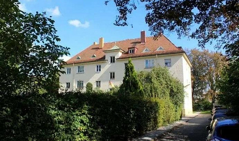 Charmante 3-Zimmer-Wohnung mit großem Garten