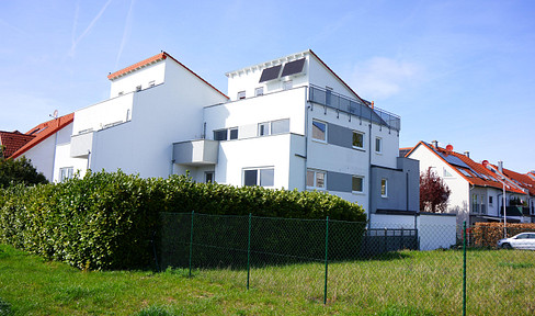Traumhafte 3-Zimmer-Wohnung mit Balkon und Weitblick auf das Naturschutzgebiet in ruhiger Lage