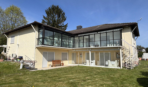 Traumhaftes Ein- bis Zweifamilienhaus in Bestlage Bad-Homburg / Ober-Erlenbach / von Privat