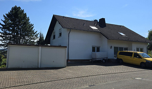 Flexible Kapitalanlage in Weilburg: Mehrfamilienhaus mit 3 Wohnungen