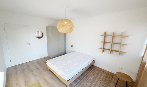 High-quality renovated 4-room shared flat with balcony - let by room