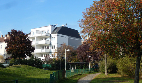 3 Zimmer, 70 m2, exklusives Wohnen direkt am Park - Top Ausstattung, provisionsfrei