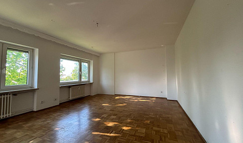 Sehr helle 4 Zimmer Wohnung in attraktiver Lage!