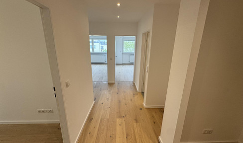 First occupancy after renovation - quasi new building - 3 room flat share suitable - bright/well cut