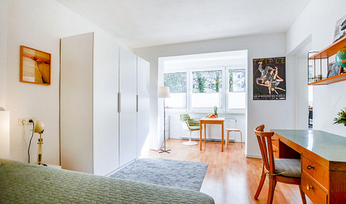 Ruhige, möblierte 1,5-Zimmer-Wohnung mit separater Küche und Gartenzugang im Kölner Agnesviertel