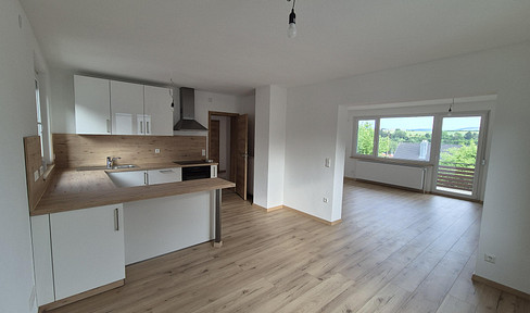 Open-plan living with garden in a panoramic location
