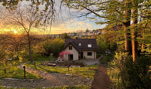 🏡 Exclusive detached house in a fantastic outdoor location in Stuttgart-Sonnenberg