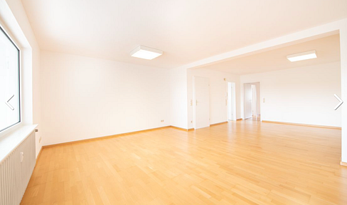 Helle, funktionale Büro-/Praxisräume
