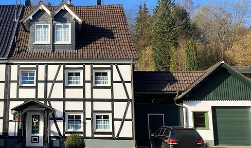 *** Im Entenhof *** - A house with charm and a future