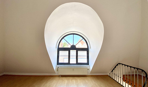 3 Zimmer Wohnung - Big City Lifestyle in Galeriewohnung zwischen Stadt und Natur