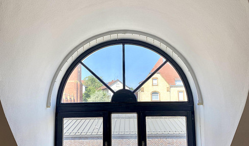 Special 3-room maisonette apartment with balcony, basement, gallery, 2 bathrooms, EBK