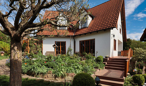 205 m² detached house with granny apartment - your home, your happiness!