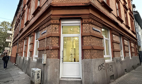 Capital investment or own home / 4 rooms 120 sqm in the heart of Mannheim