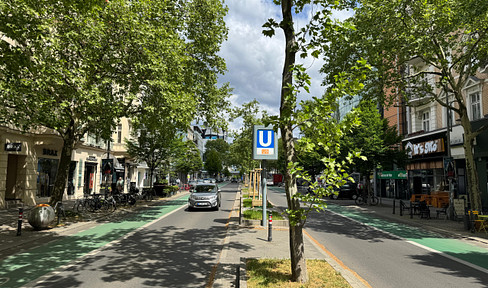Core-renovated 3-room apartment in a central location in Steglitz - near the Botanical Garden & FU