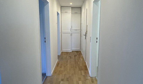 Modernisierte 3-Zimmer Wohnung am Sallerner Berg mit Domblick