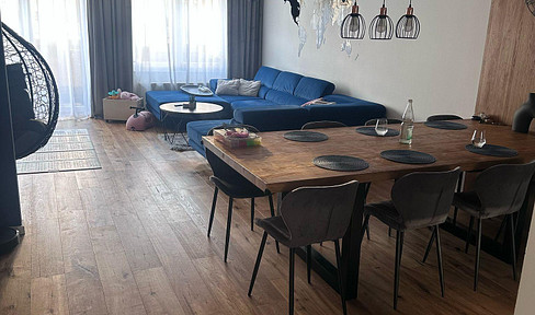 5 Zimmer Maisonette Wohnung mit Balkon und Doppelgarage