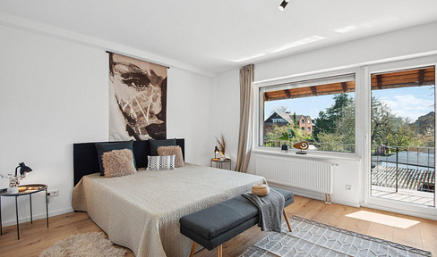 Stilvoll saniertes Reihenhaus in ruhiger Lage von Krefeld-Hüls mit Garten, Balkon und Garage