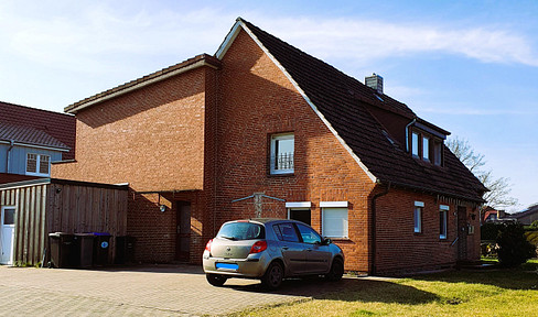 Cozy home under the roof with balcony in Schortens - 95 m² living space