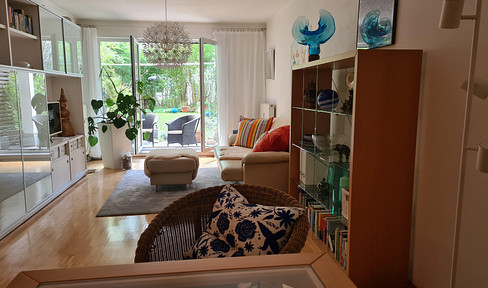 Exklusive 3-Zi.-Wohnung mit Terrasse und Garten, und EBK