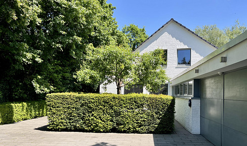 KR prime location! In the middle of the sought-after musicians' quarter - beautiful family idyll - from private owner!