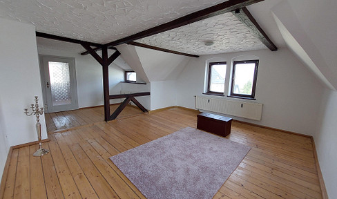 STILVOLLE VILLA - 3 Wohnungen – RENOVIERT - Heizung NEU