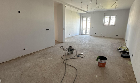 Newly renovated two 4 1/2-room apartments