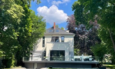 Prov.-frei : Kernsanierte DESIGN-VILLA in LICHTERFELDE mit parkähnlichem Grundstück