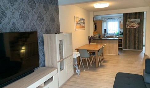 Fully furnished, very well maintained house close to European/Japanese/French schools.