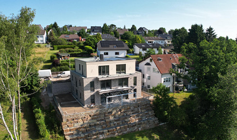 Luxurious penthouse on a quiet south-facing slope - barrier-free, comfortable, unique!