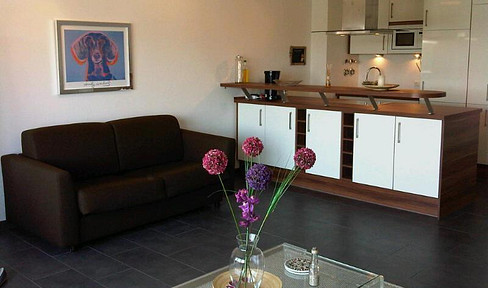 Exclusive 1-room apartment with ideal connections to Munich and Augsburg (A8)