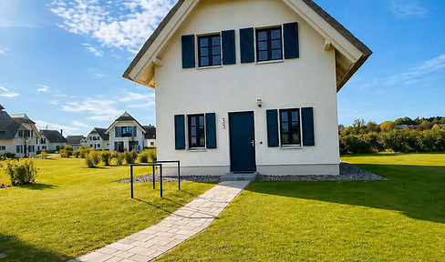 Exclusive vacation residence with sauna, fireplace and e-charging station in Bakenberg / Rügen