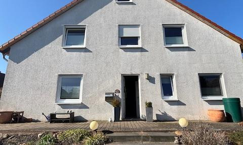 Provisionsfreie Doppelhaushälfte mit Garten und Einbauküche in Salzgitter-Üfingen