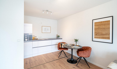 Frei zum Einzug - Wunderschöne Zweiraumwohnung in toller Lage