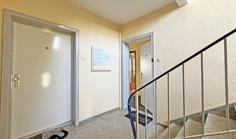Attractive 2-room condominium with balcony, parking space & garage in a central location in Lübeck