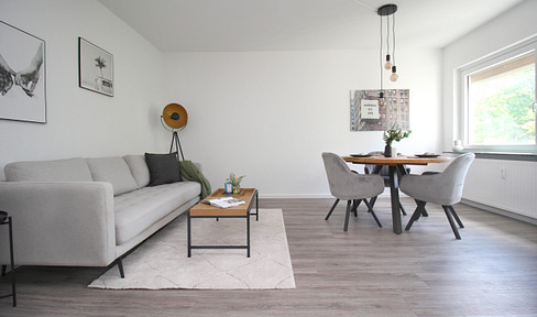 Provisionsfrei // Sanierte 3-Zimmer Wohnung mit Wintergarten in der Neustadt