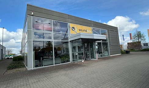 Sales/exhibition space with small workshop in Scandinavian Park Handewitt