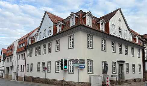 Charmante 3-Zimmer-Wohnung im denkmalgeschützten Fachwerkhaus (ca. 1800) zu vermieten