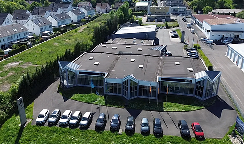 Premium car dealership for 170+ vehicles with new workshop in a top location on the outskirts of Würzburg!