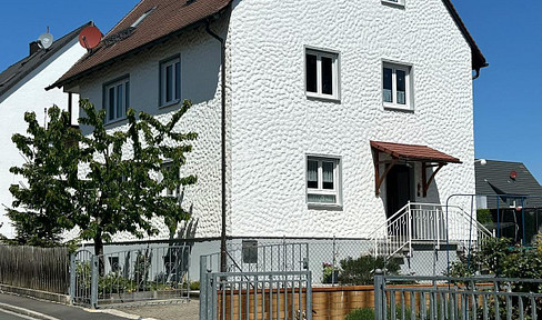 großes Einfamilienhaus in ruhiger Wohnlage von Neunkirchen a. Brand