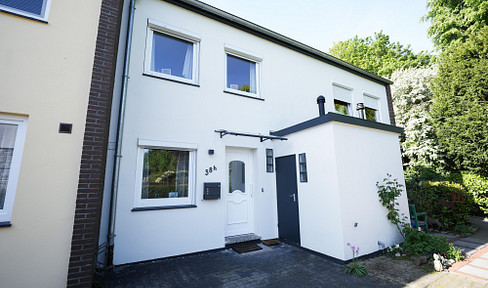 Charmantes Reihenmittelhaus im Grünen mit Balkon und Stellplatz in Bloherfelde