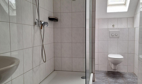 Modernized 2.5 room KDB apartment (58sqm) in a quiet location in Essen Frintrop (Im Neerfeld 18)