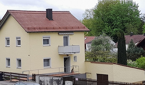 Detached house with garage in a quiet residential area near the city park