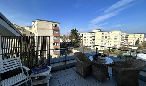 Small dream home: 2 room penthouse with sunny roof terrace