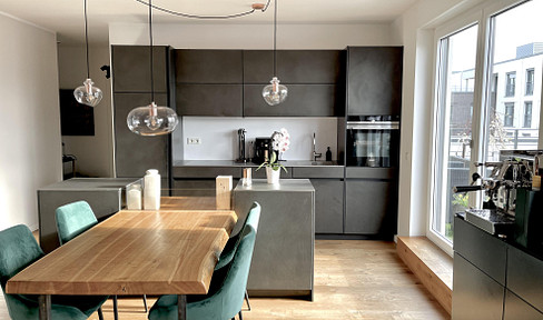 Rooftop terrace; Prestigious 3 rooms; No brokerage fee; Award-winning EBK