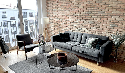 Rooftop terrace; Prestigious 3 rooms; No brokerage fee; Award-winning EBK