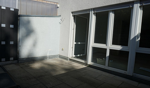 Semi-detached house with plenty of living space and usable area