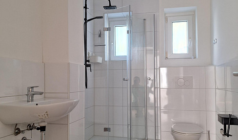 Modernized 2.5 room first floor apartment (55sqm) in a quiet location in Essen Frintrop