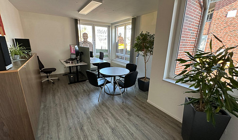Attractive office space in Eversten, 220 sqm office space (6 offices), 1st floor, incl. elevator. TOP