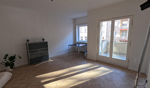 Von Privat: Bezugsfreies 1-Zi App mit Balkon und Aufzug Wedding
